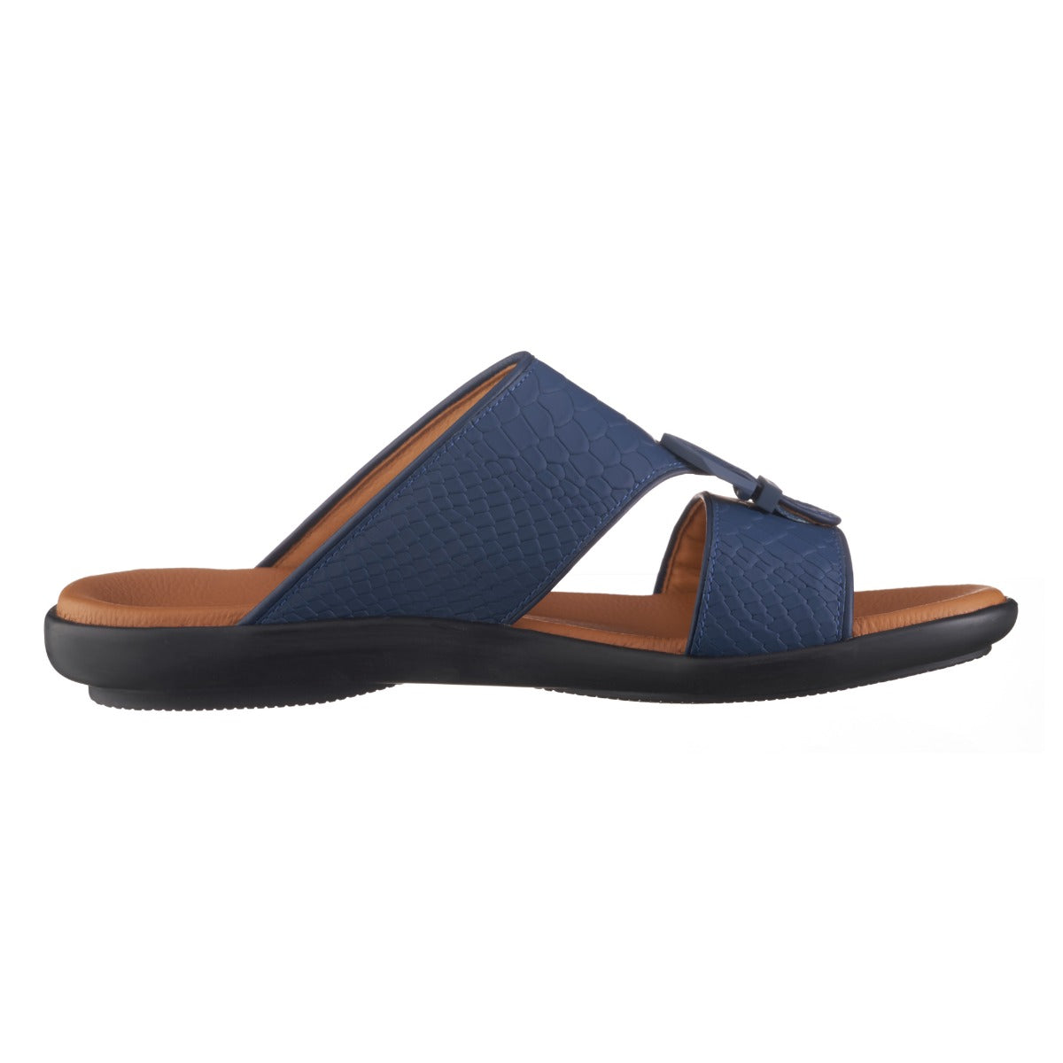 BLACK (050)