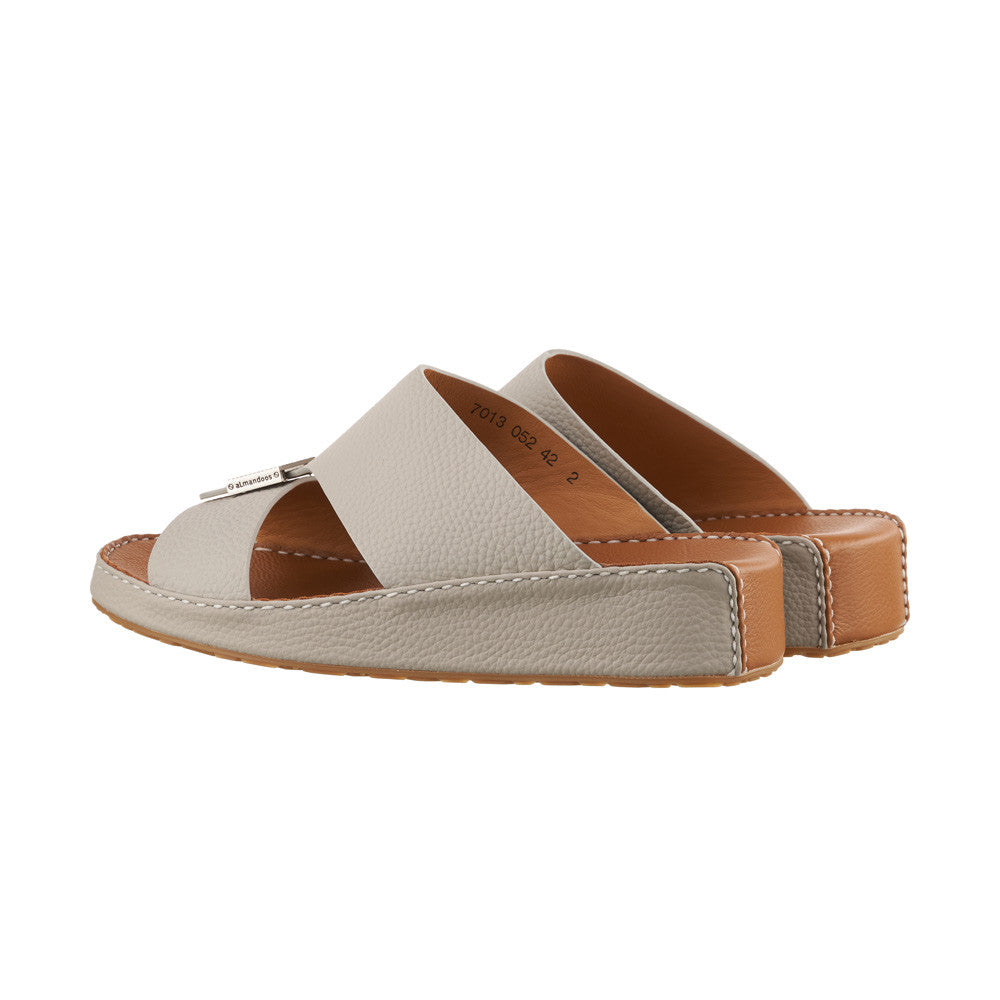 DARK BROWN (052)