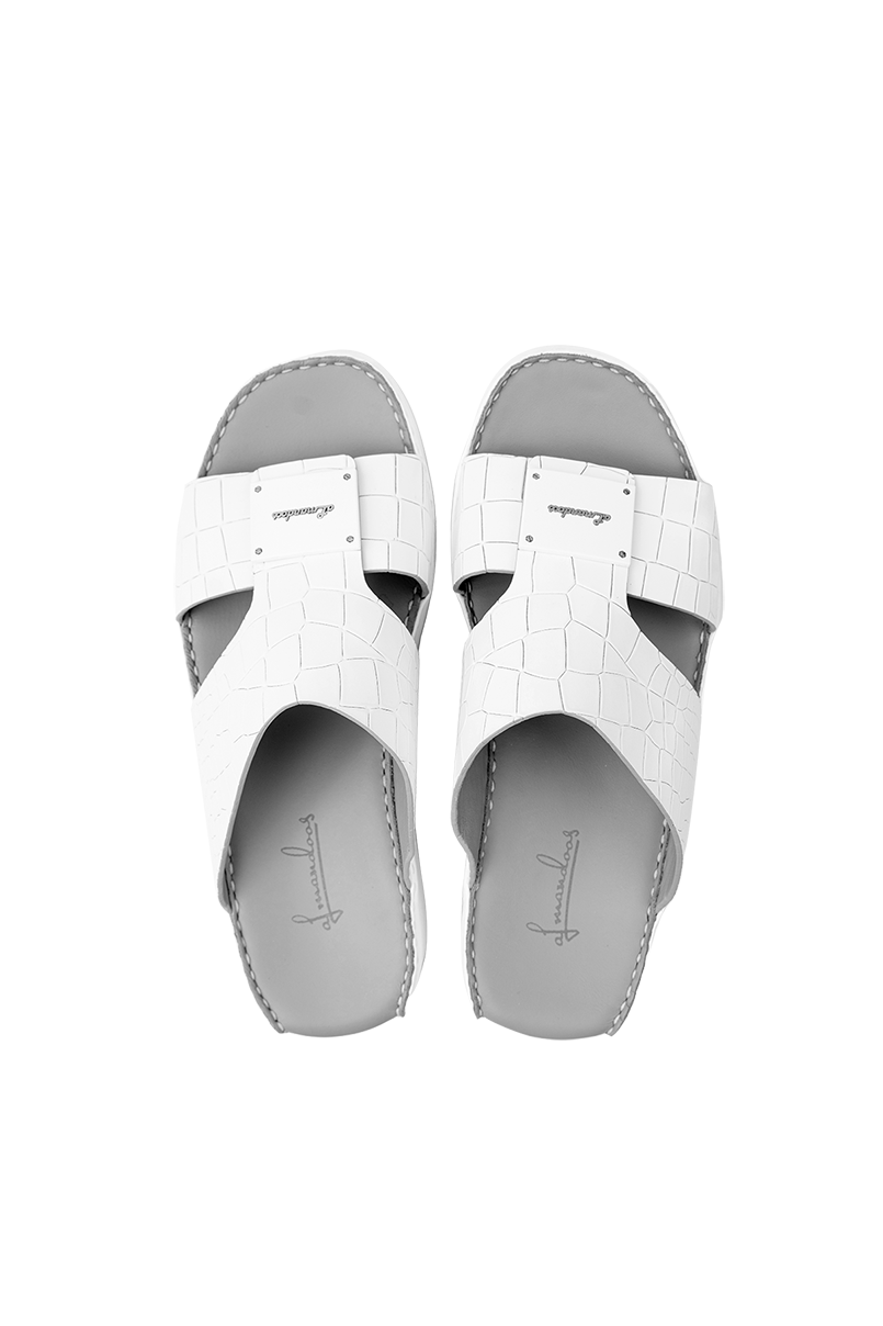 WHITE (232)
