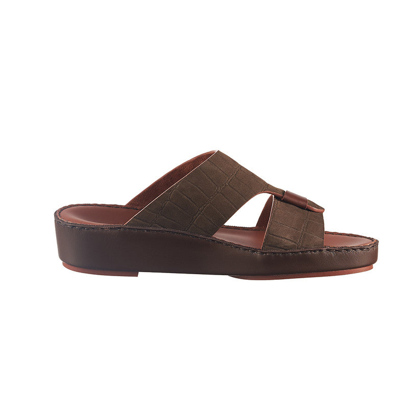 DARK BROWN