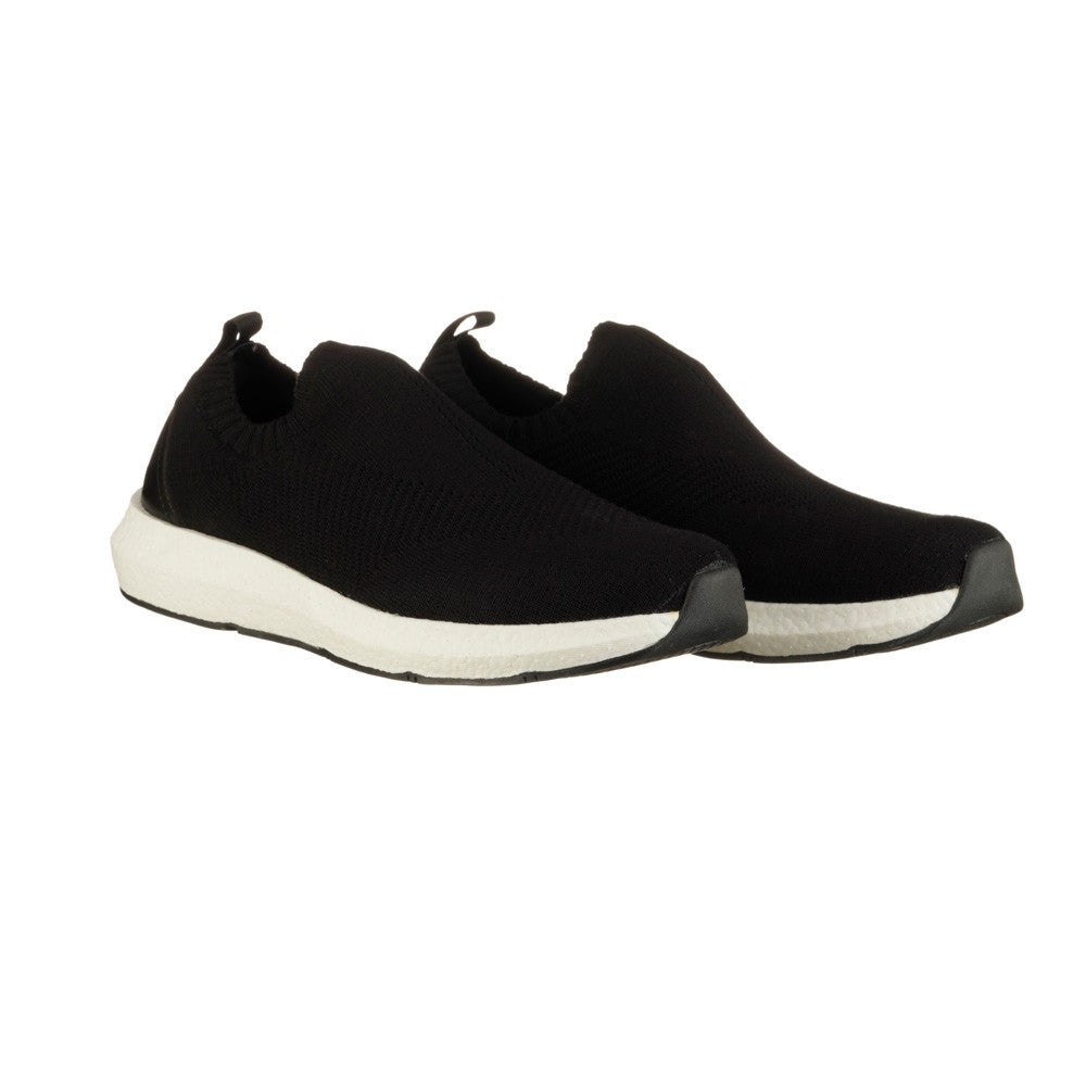 BLACK (058)