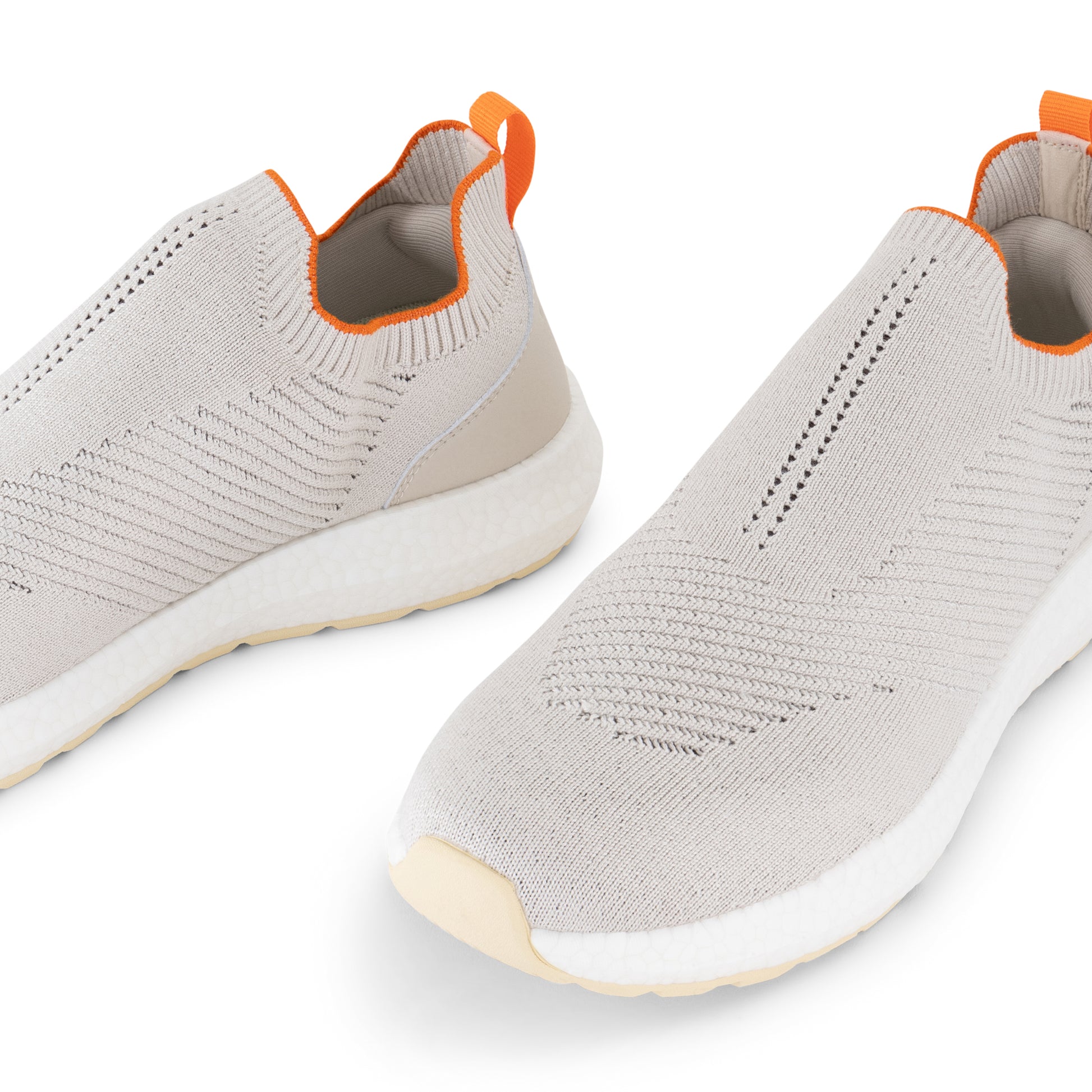 BEIGE (143)