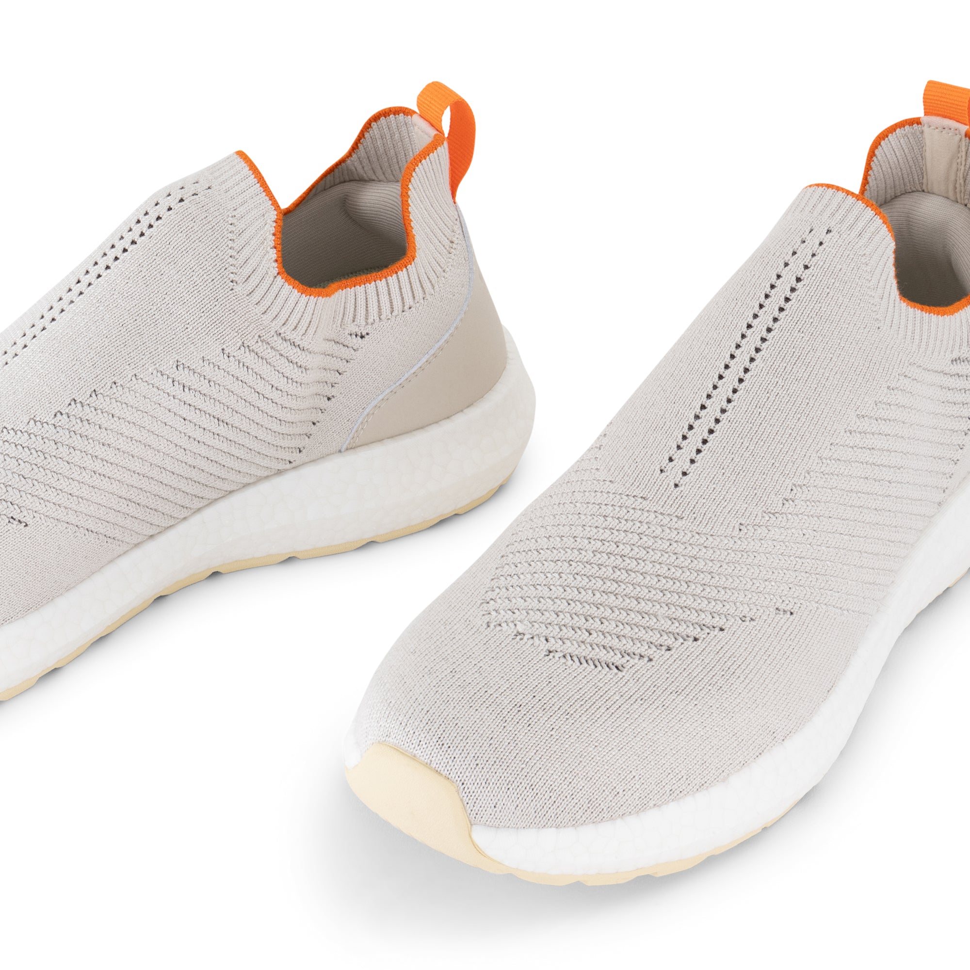 BEIGE (143)