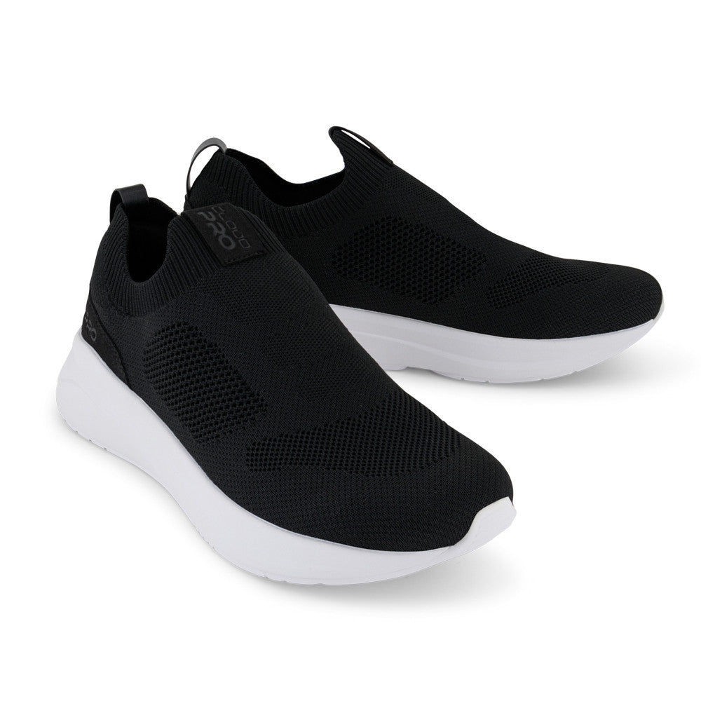 BLACK (058)