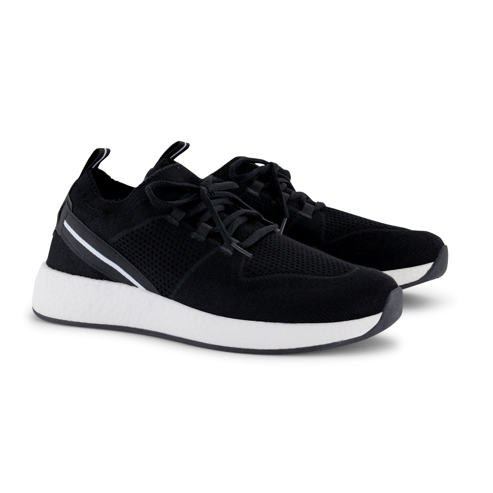 BLACK (058)
