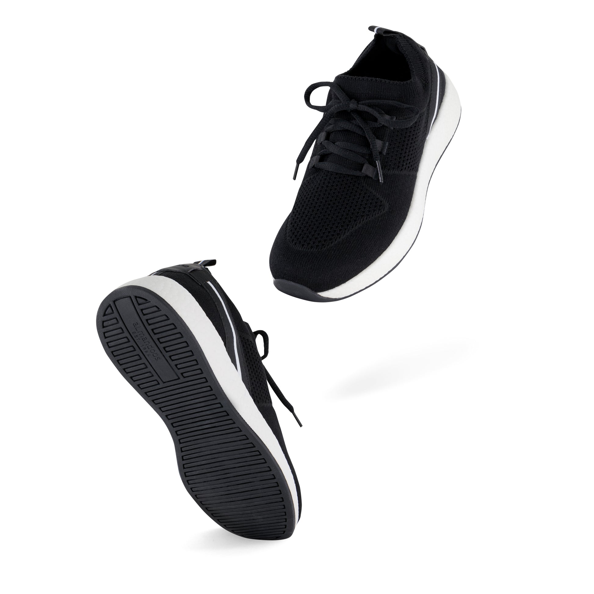 BLACK (058)