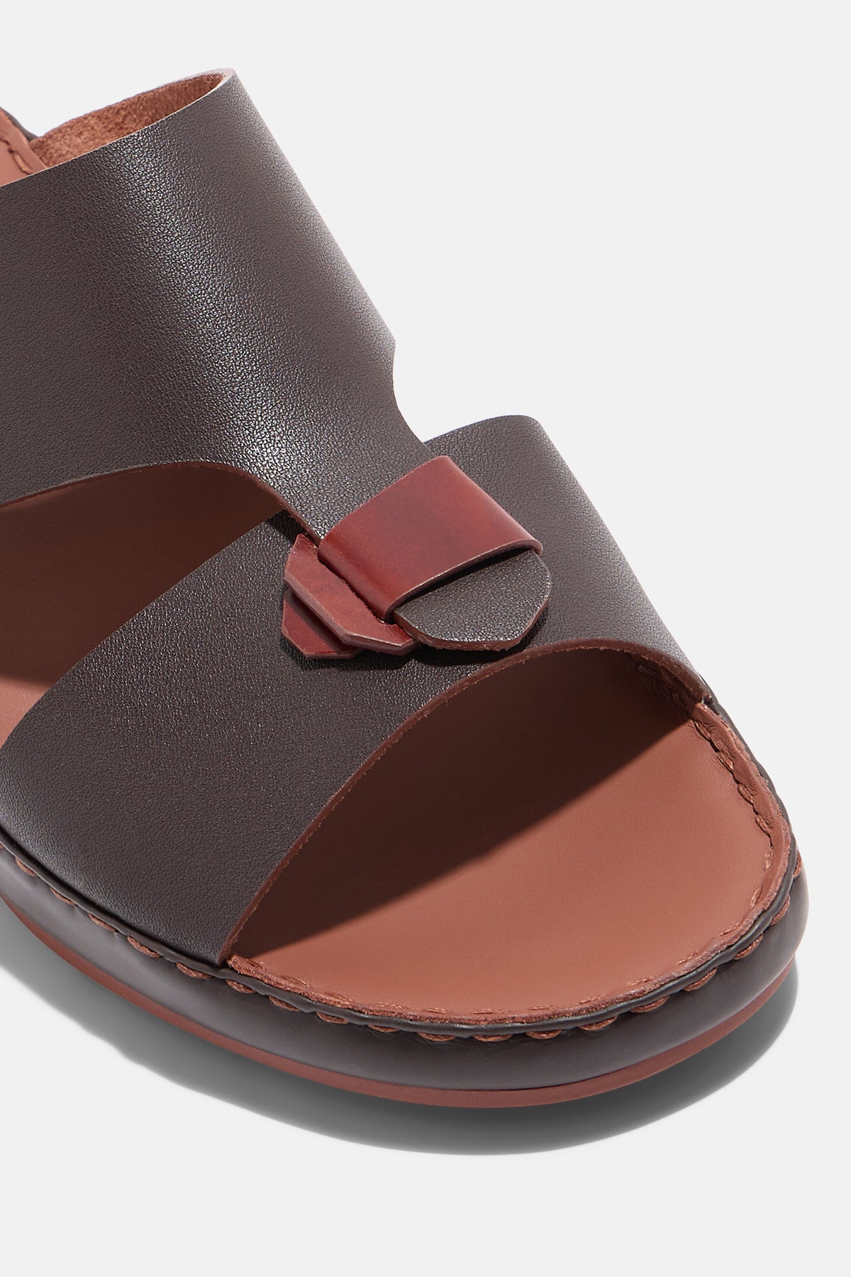 DARK BROWN (180)